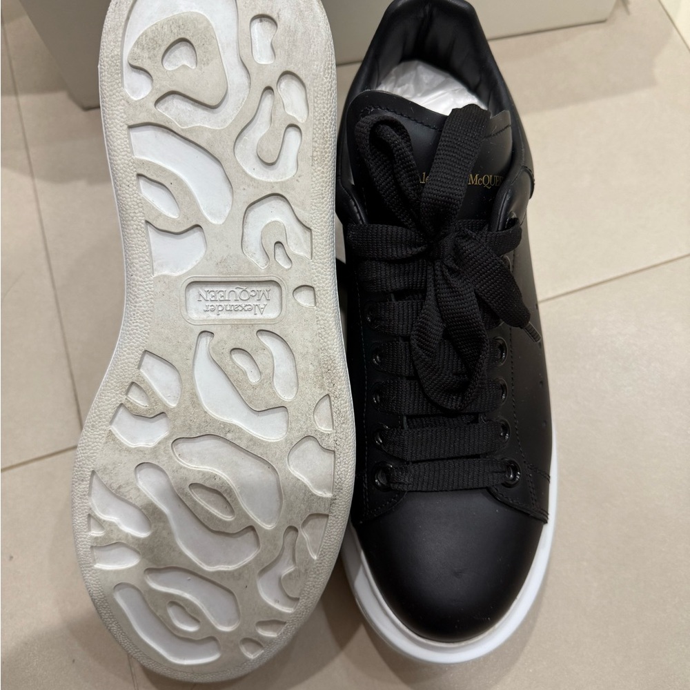 Alexander McQueen Women’s Leather Sneakers - Picture 4 of 12